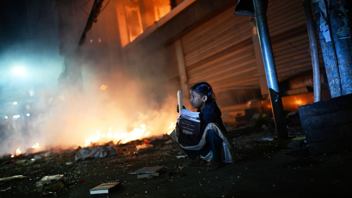 'जानबूझकर हिंसा भड़का रही है युनूस की सरकार', बांग्लादेश के पूर्व मंत्री ने इसकी वजह भी बताई