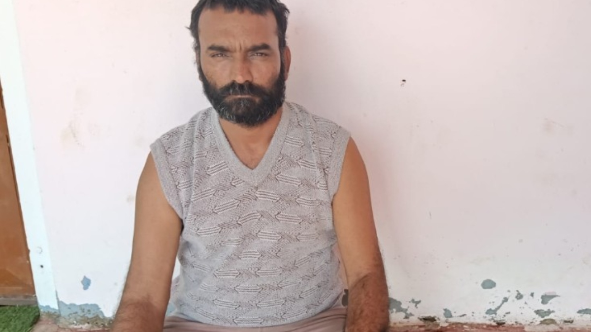 ऐसे 'बंगाली बाबा' से रहें सावधान... भूत-प्रेत का डर दिखाकर परिवार से हड़प लिया 10 लाख