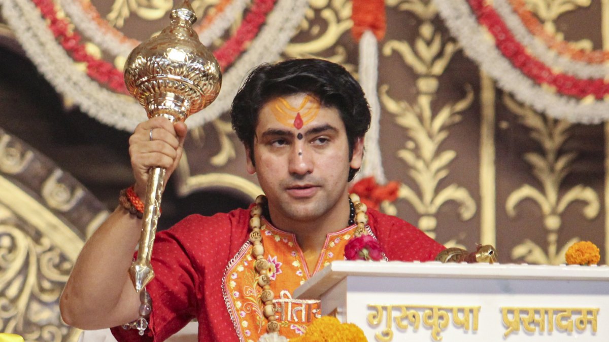 बंगाल में बाबरी मस्जिद के निर्माण पर बागेश्वर बाबा की चेतावनी, कहा- 'ऐसा हुआ तो हिंदू 1992 दोहराने के लिए...'