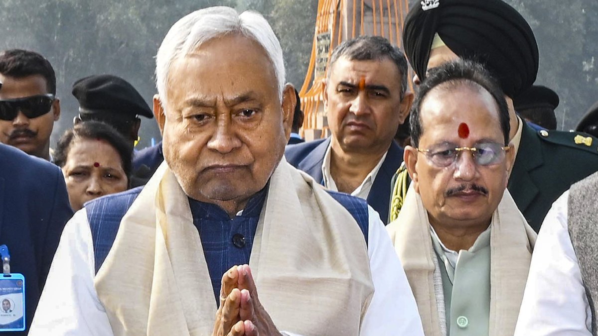 हिजाब प्रकरण के बाद नीतीश कुमार की जान को खतरा? खुफिया इनपुट के बाद बढ़ाई गई सुरक्षा