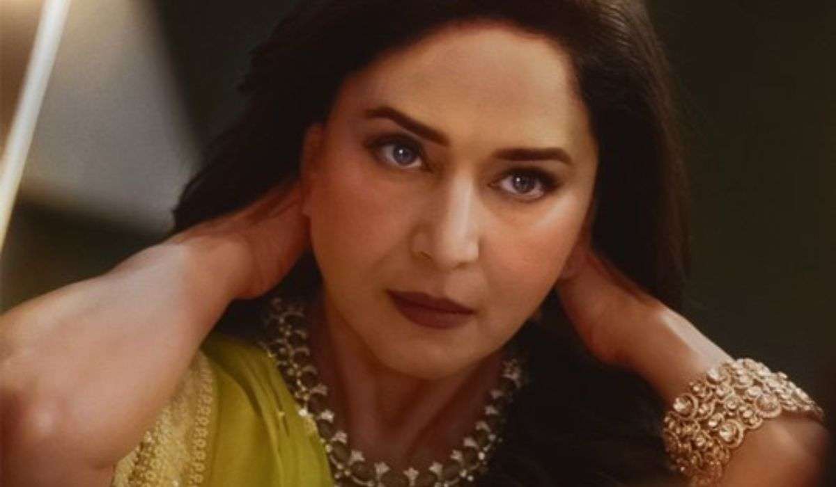 माधुरी दीक्षित की 'मिसेज देशपांडे' से पहले देख लें ये साइकोलॉजिकल थ्रिलर, कहानी उड़ा देंगी नींद