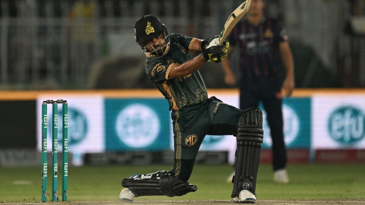 टी20 क्रिकेट में सबसे तेज 10000 रन बनाने वाले बल्लेबाज, किस नंबर पर हैं बाबर और विराट