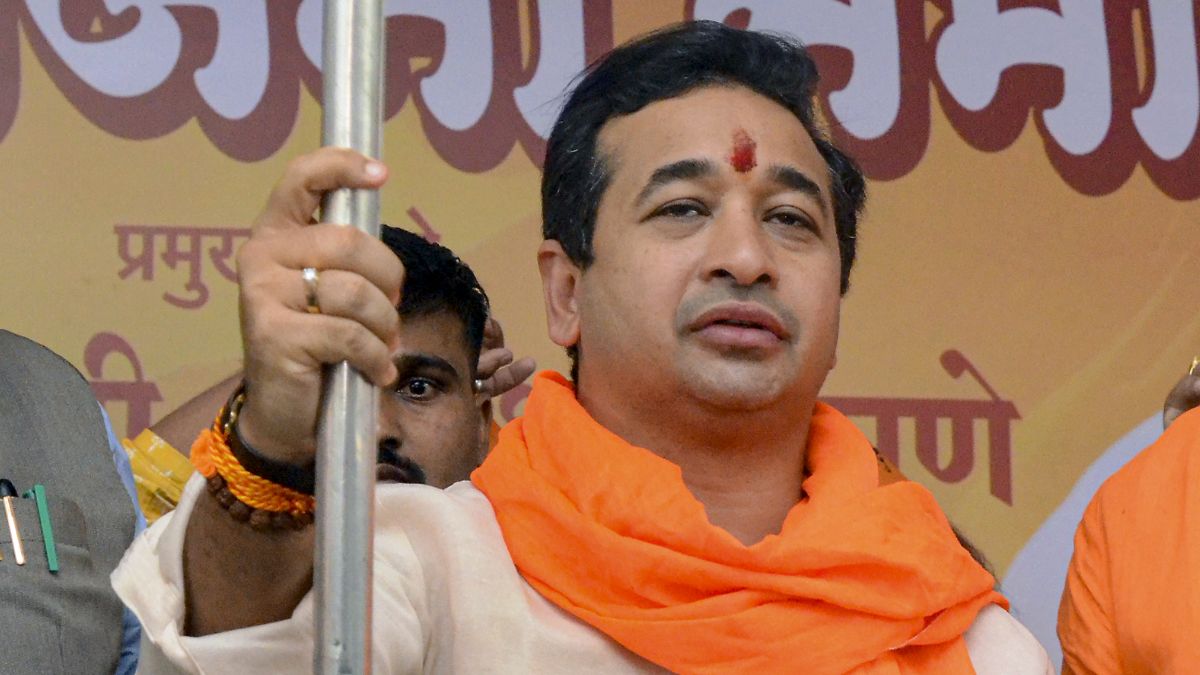 'बुर्के वाली PM बनी तो सभी का धर्मांतरण...' ओवैसी के बयान पर ये क्यों बोल गए नितेश राणे?