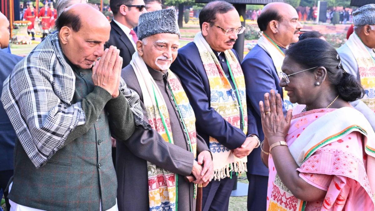 राष्ट्रपति के 'ऐट होम' समारोह में मेहमानों ने पूर्वोत्तर के व्यंजनों का चखा स्वाद, एरी रेशम के शॉल से हुआ स्वागत