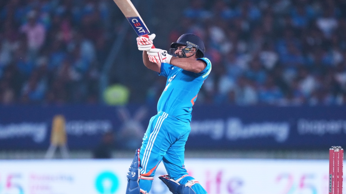 इंटरनेशनल क्रिकेट में सबसे ज्यादा सिक्स ठोकने वाले बल्लेबाज, रोहित शर्मा के आसपास भी नहीं है कोई और