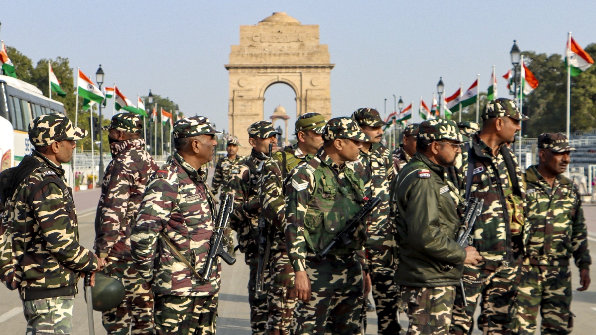 नई दिल्ली क्षेत्र में 10000 पुलिसकर्मी तैनात, 3000 CCTV कैमरे, गणतंत्र दिवस को लेकर सुरक्षा के कड़े बंदोबस्त