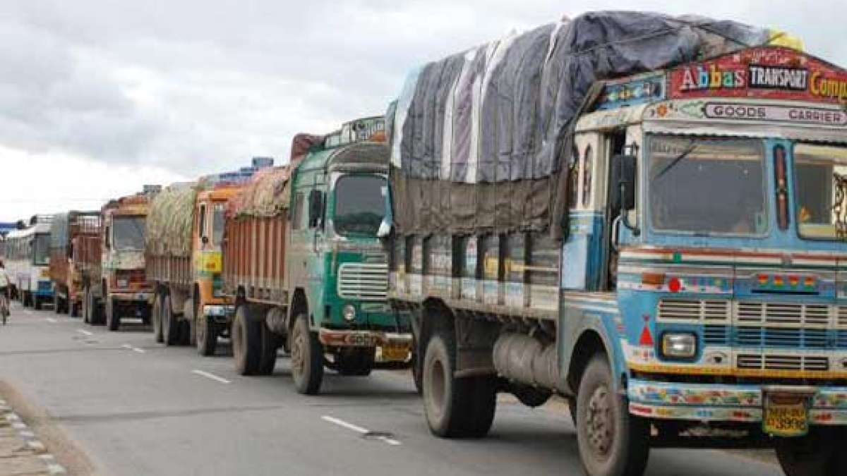 ठंड से बचने की कोशिश ने ली जान, ट्रक के केबिन में मृत मिले चाचा-भतीजे