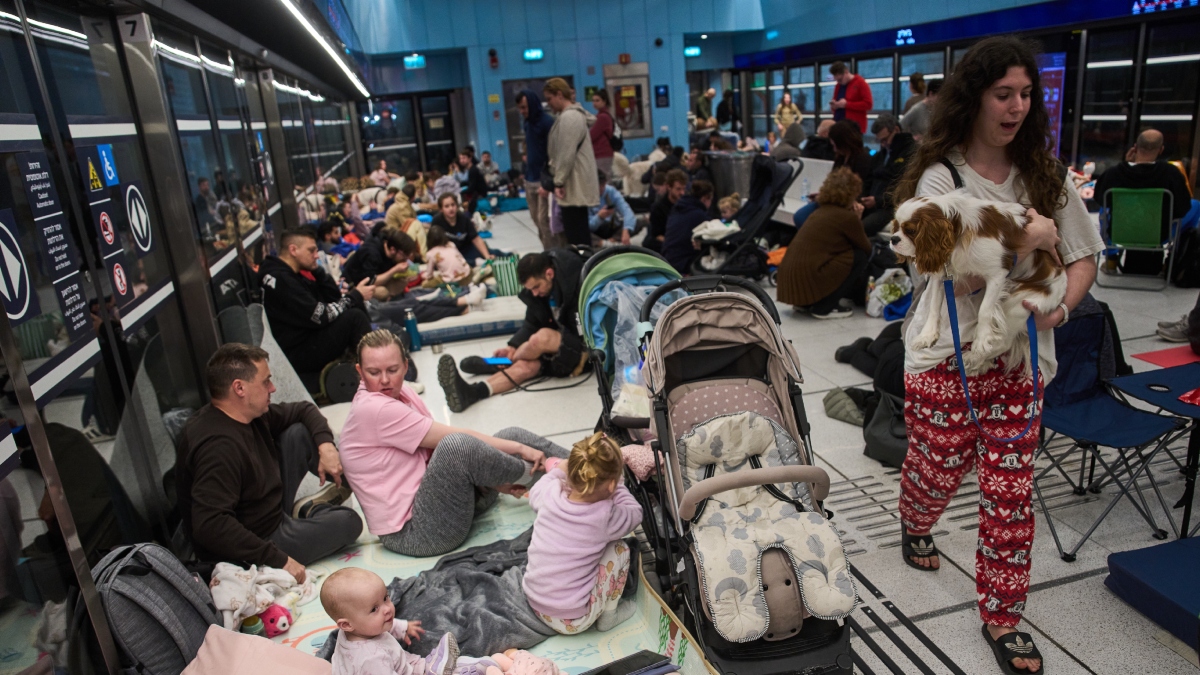 Israel US Attack on Iran Live: मुस्लिम वर्ल्ड लीग ने ईरान की निंदा की, इजरायल के निशाने पर खामेनेई के मिसाइल लॉन्चर