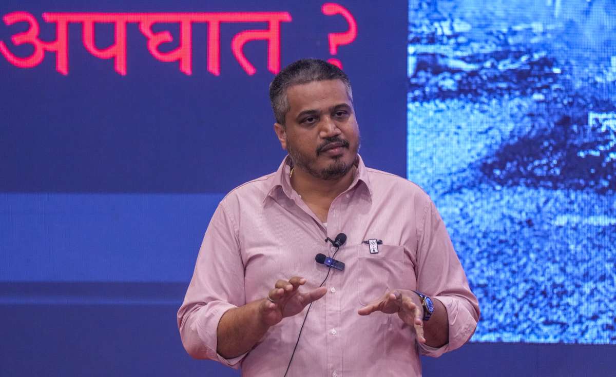 'हवा में नहीं हैं मेरे सवाल, हर पॉइंट का है आधार', बारामती विमान हादसे पर रोहित पवार ने उठाए गंभीर सवाल