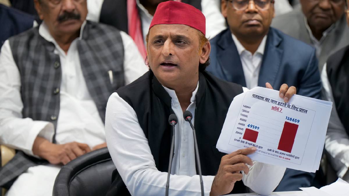 अखिलेश यादव ने SIR में बड़े पैमाने पर गड़बड़ी का आरोप लगाया, कहा- PDA समाज का काटा जा रहा नाम