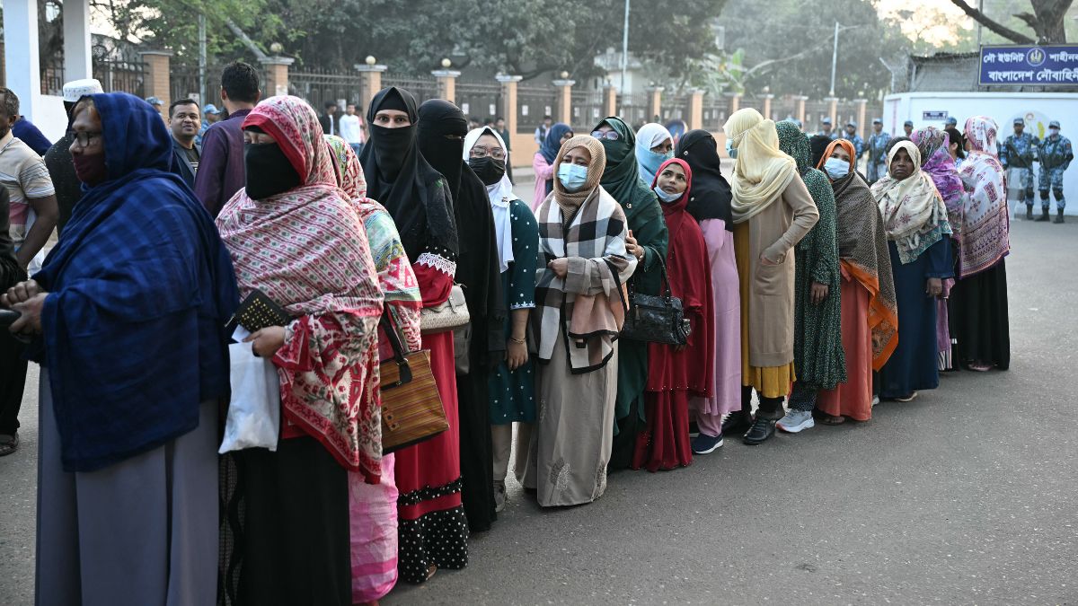 Explainer:बांग्लादेश चुनाव भारत के लिए क्यों है अहम, कौन सी पार्टी आ सकती है सत्ता में...दिल्ली को किससे नुकसान?