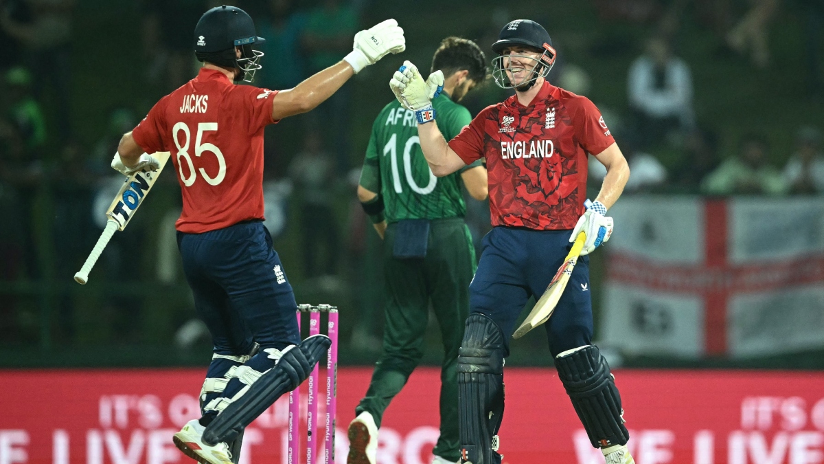 इंग्लैंड ने सेमीफाइनल में पहुंचते ही रच दिया नया इतिहास, पाकिस्तान के साथ श्रीलंका को भी पछाड़ा