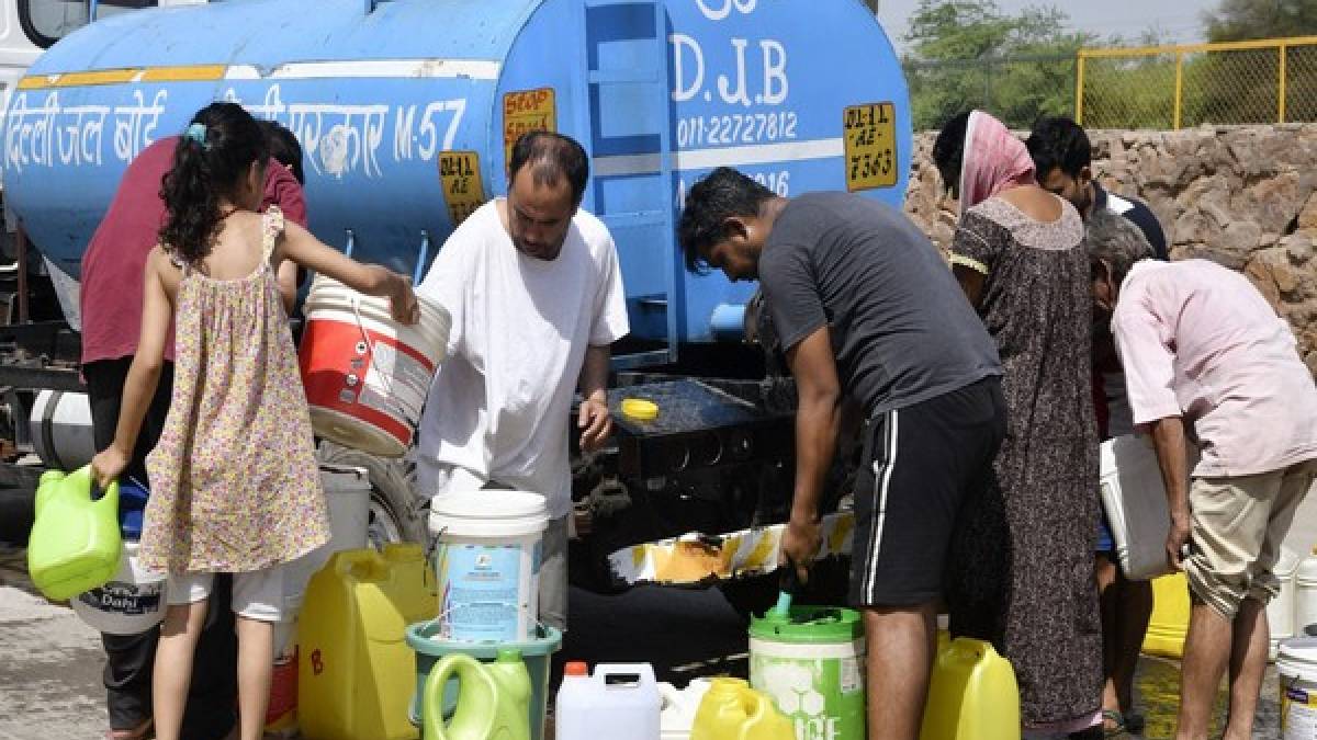दिल्ली के लोग ध्यान दें, आज और कल इन इलाकों में पानी की सप्लाई रहेगी बाधित, देंखे पूरी लिस्ट