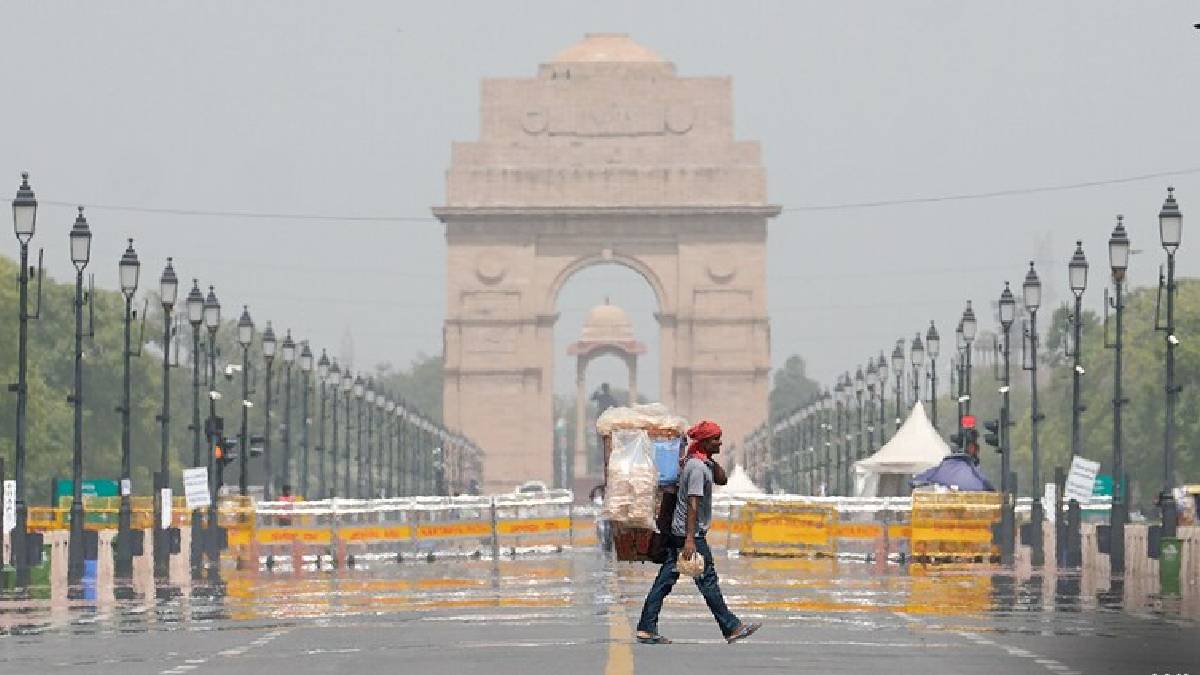 क्या मार्च में पड़ेगी अप्रैल जैसी गर्मी? उत्तर-पश्चिम भारत में बढ़ रहा तापमान, कई राज्यों में 37°C तक पहुंचा पारा