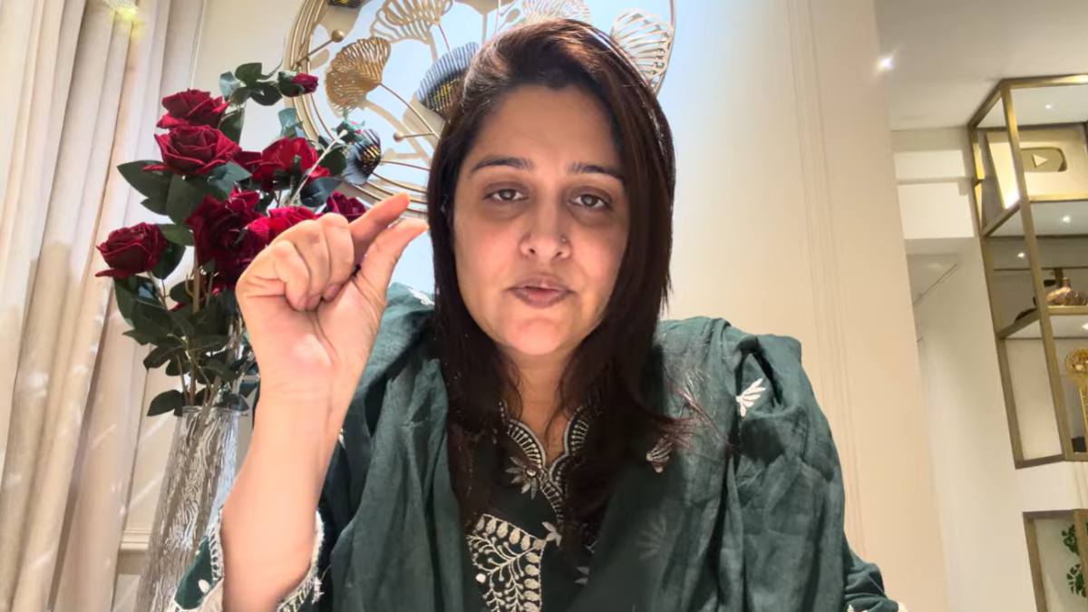 'होश आया तो दर्द बर्दाश्त नहीं हो रहा था', सर्जरी के बाद रो पड़ीं दीपिका कक्कड़, पेट से निकाला गया सिस्ट