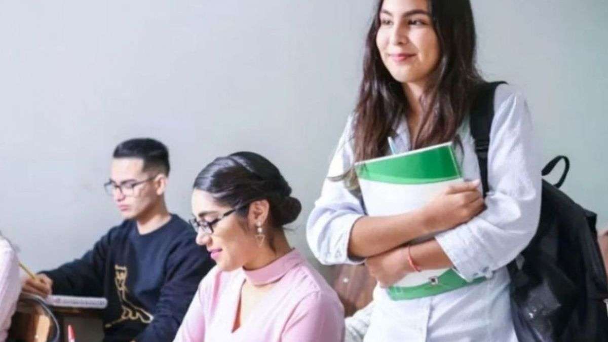 ICSI CS एग्जीक्यूटिव रिजल्ट में शीर्ष तीन स्थान पर लड़कियों का कब्जा, टॉप 10 में कितने लड़के? देखें टॉपर लिस्ट