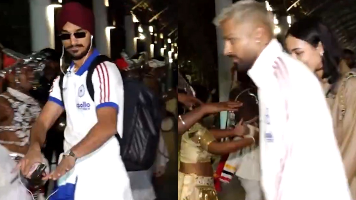 IND vs PAK: टीम इंडिया पहुंची कोलंबो, स्वागत में हुआ मनमोहक नृत्य; खिलाड़ियों के चेहरे पर दिखी खुशी, देखें VIDEO