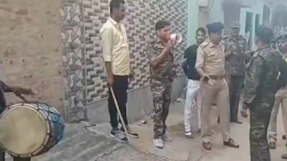 झारखंड: गैंगस्टर प्रिंस खान के घर की कुर्की, वासेपुर वाला घर बना खंडहर; पुलिस ने घर की छत का शेड तक कटवा लिया