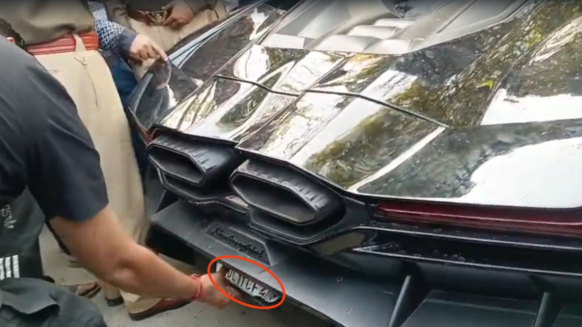 कानपुर एक्सीडेंट का वीडियो, हादसे के बाद गाड़ी की नंबर प्लेट उखाड़ रहे थे बाउंसर