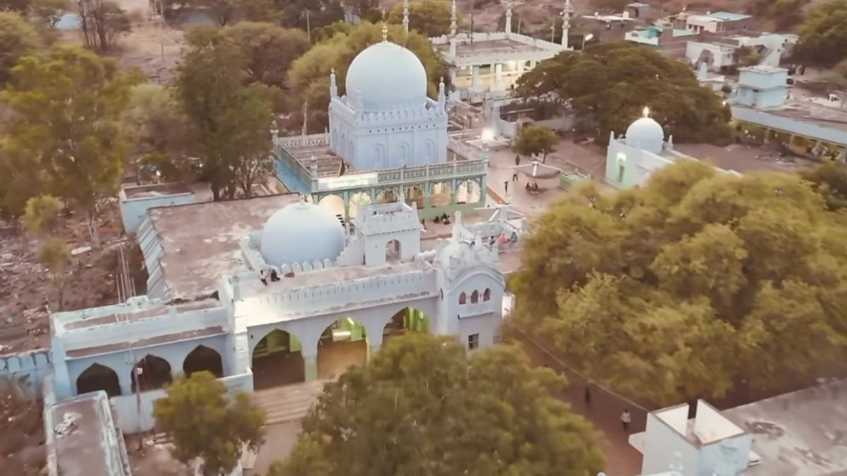 महाशिवरात्रि पर हिंदू पक्ष को बड़ी राहत, कोर्ट ने दरगाह के अंदर मौजूद शिवलिंग की पूजा करने की अनुमति दी