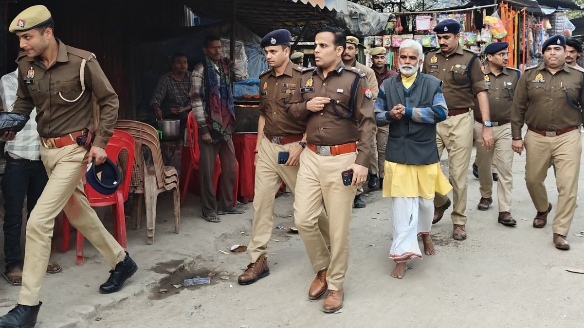 लखनऊ रेंज के IG किरण एस. ने किया सकाहा शिव मंदिर का दौरा, महाशिवरात्रि के लिए देखी सुरक्षा व्यवस्था