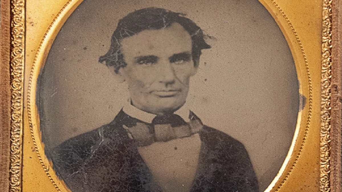 अब्राहम लिंकन ने एक किताब पाने के लिए खेतों में 3 दिन किया था काम, रोचक है ये किस्सा