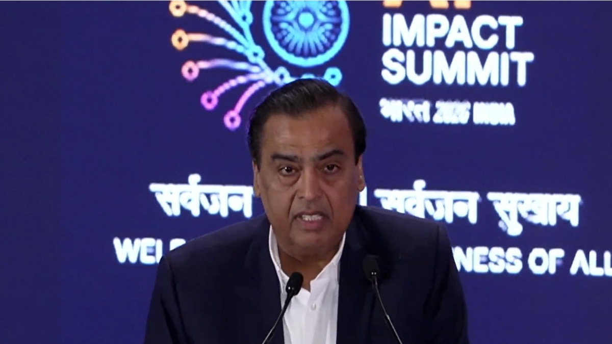 India AI Summit 2026 Live: जियो AI में सात वर्ष में 10 लाख करोड़ रुपये का निवेश करेगा-मुकेश अंबानी