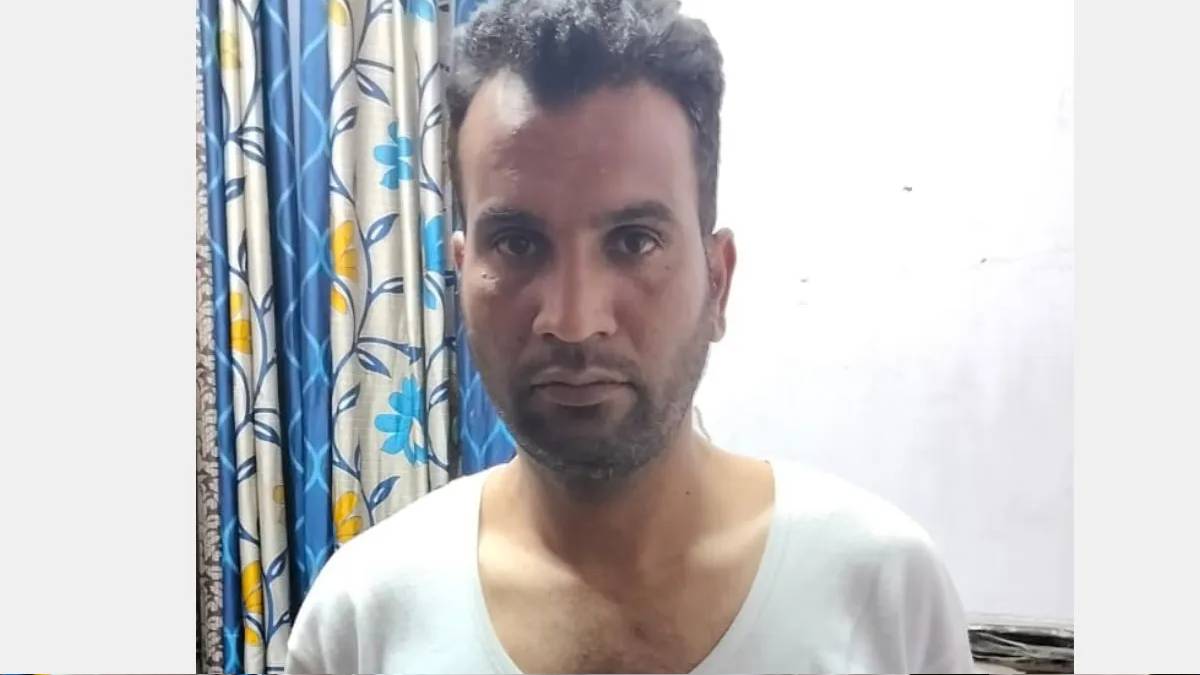 दिल्ली पुलिस के हत्थे चढ़ा फर्जी NIA अफसर, लाल किले के पास कार लेकर खड़ा था, पूछताछ की तो दिखाने लगा धौंस