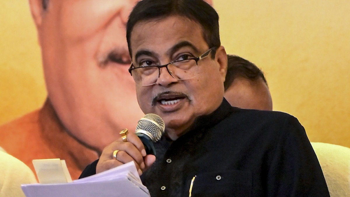 "आप टोल क्यों वसूल रहे हैं?", नितिन गडकरी ने दिल्ली में वाहनों पर लगने वाले ग्रीन टैक्स पर उठाए सवाल