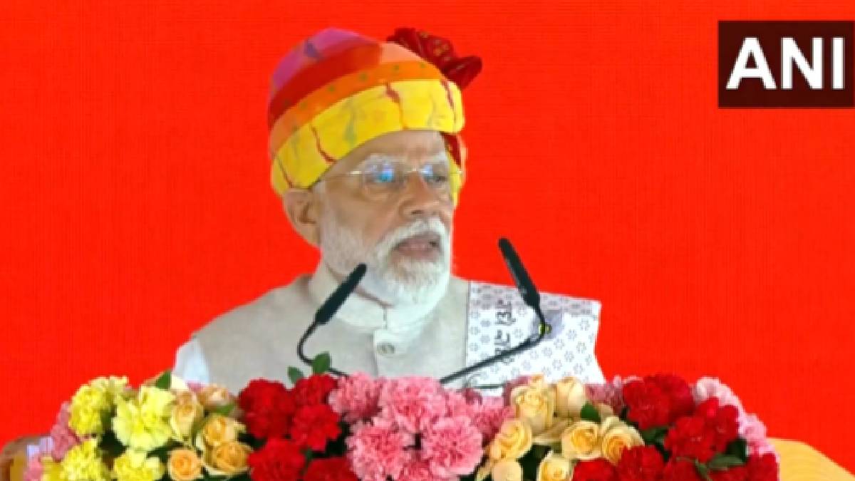 पीएम मोदी ने 14 वर्ष की लड़कियों के लिए शुरू किया HPV टीकाकरण अभियान, कई डेवलपमेंट प्रोजेक्ट्स का भी उद्घाटन