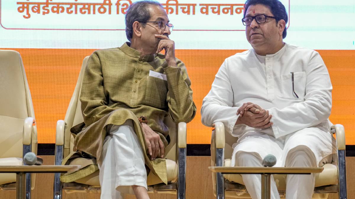 उद्धव ठाकरे की शिवसेना और राज ठाकरे की MNS के बीच शुरू हुआ 'खोखा वॉर', जानिए क्यों दोनों गठबंधन में पैदा हुई दरार