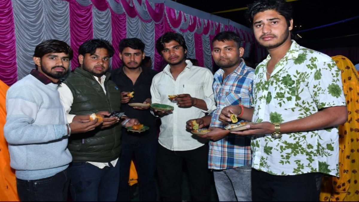 Rajasthan Accident: दौसा में डिवाइडर से टकराकर उछली कार, ट्रक से जा टकराई, हादसे में छह युवकों की दर्दनाक मौत