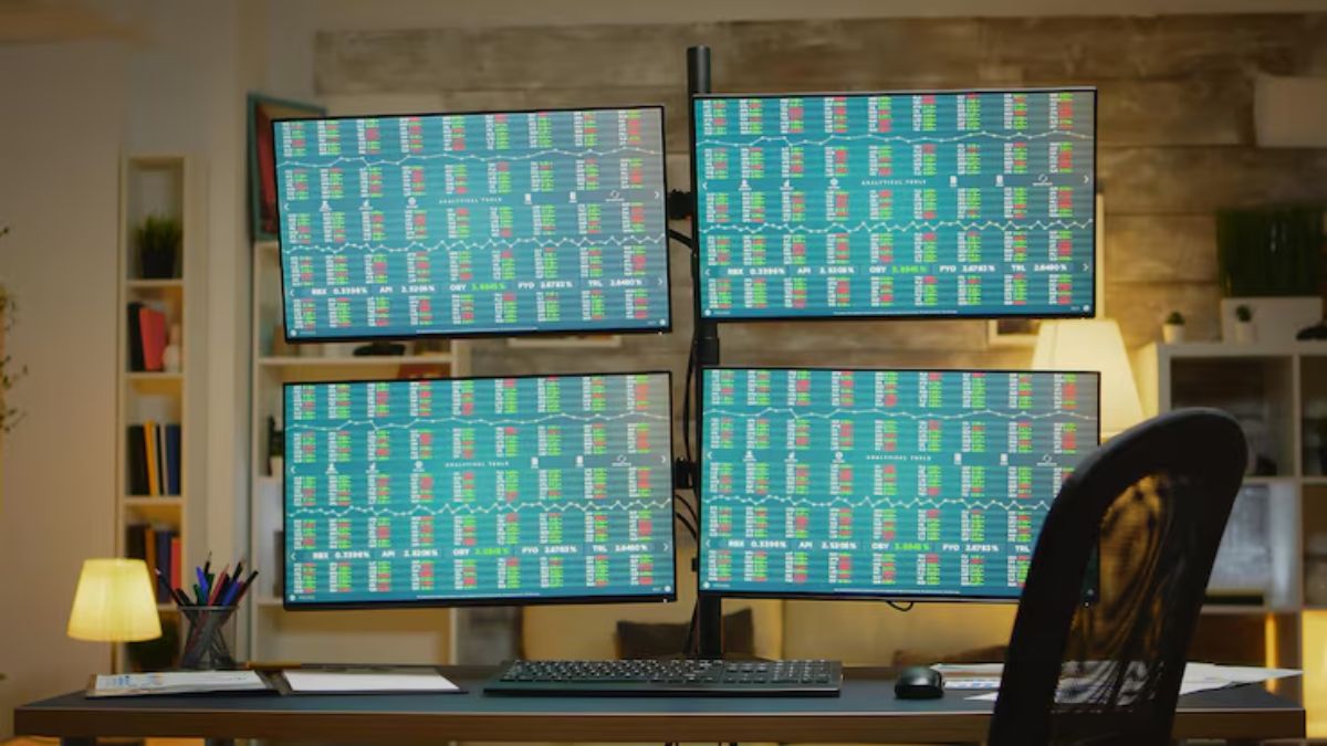 Share Market Today: मामूली बढ़त के साथ खुला शेयर बाजार, इन स्टॉक्स ने तेजी के साथ शुरू किया कारोबार