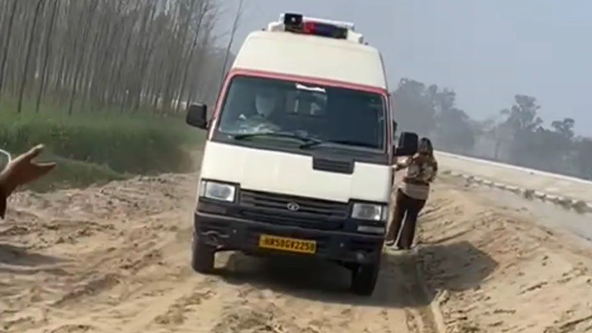 पत्नी को वीडियो कॉल पर दिखाई नहर, फिर कोर्ट अकाउंटेंट ने पानी में कूदकर किया सुसाइड