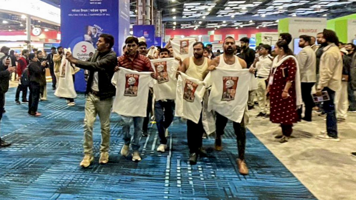 AI इम्पैक्ट समिट में शर्टलेस प्रदर्शन के बाद 4 आरोपी गिरफ्तार, इन 10 बिंदुओं पर जांच कर रही पुलिस