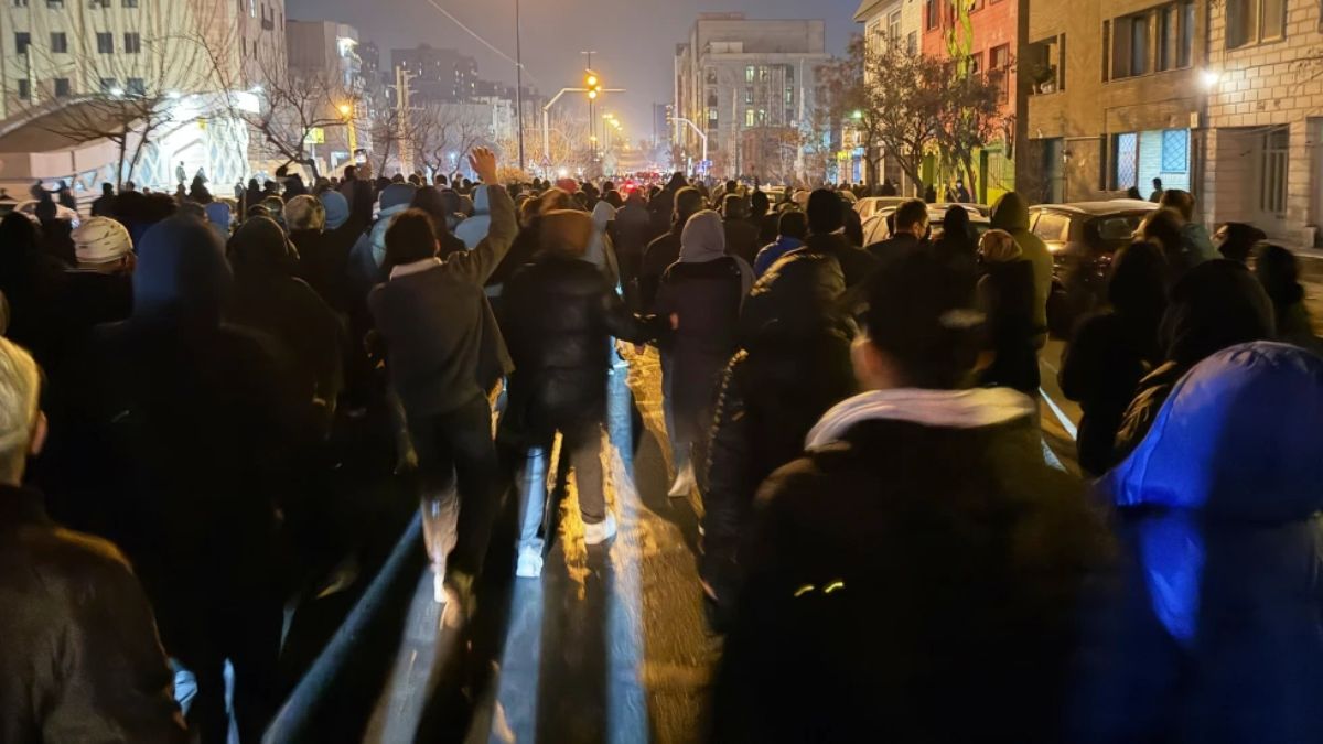 दक्षिणी ईरान में 5.5 तीव्रता के भूकंप से दहशत, परमाणु परीक्षण की आशंका से खलबली