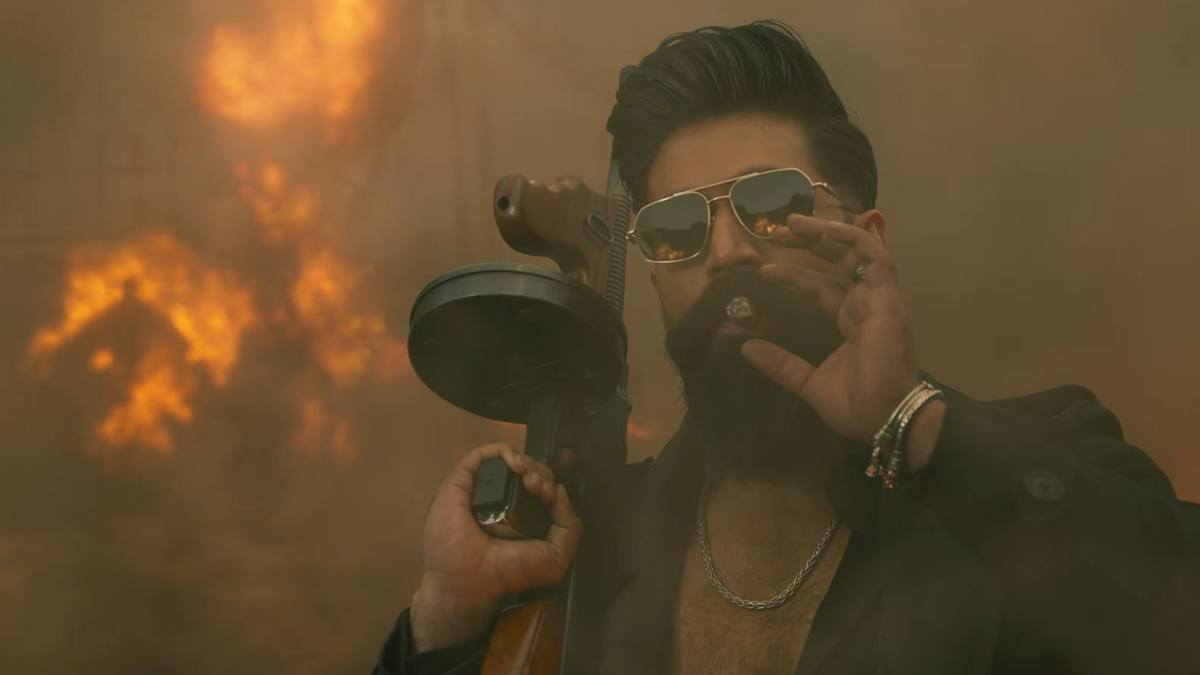 रिलीज से एक महीने पहले ही सामने आ गई 'टॉक्सिक' की कहानी, अभी जारी भी नहीं हुआ यश की फिल्म का ट्रेलर