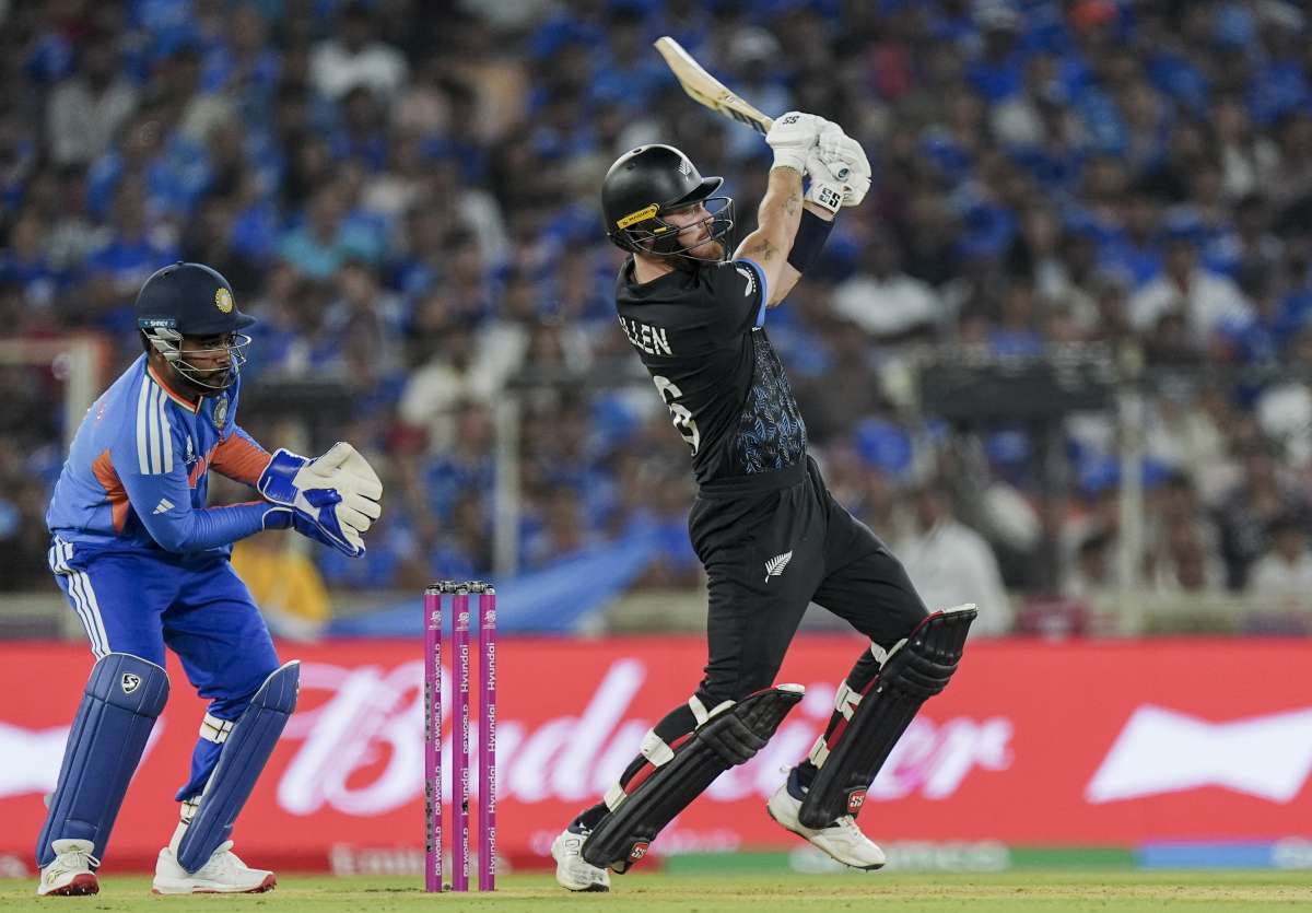 टी20 विश्व कप के इतिहास के एक मैच में छक्के और चौकों से सबसे ज्यादा रन बनाने वाले बल्लेबाज, ये है टॉप 5 की लिस्ट