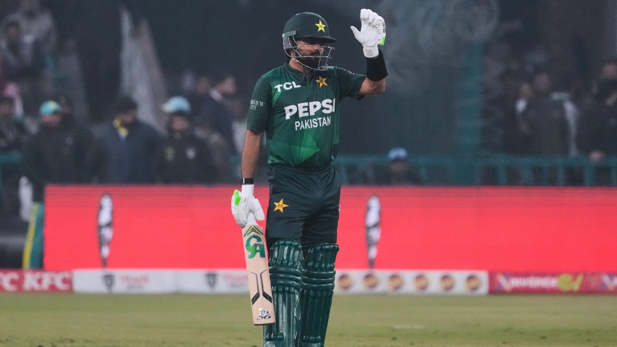 पाकिस्तानी टीम में चल रहा कैसा अजब खेल, बाबर आजम के बाहर होने पर चयनकर्ता इस बात को लेकर कर रहे PCB से जांच की मांग