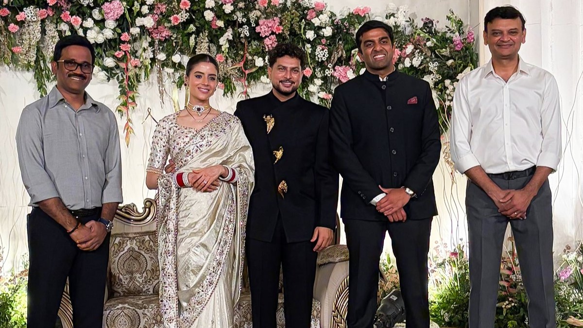 लखनऊ में कुलदीप यादव-वंशिका का ग्रैंड रिसेप्शन, क्रिकेट सितारों का लगा जमावड़ा