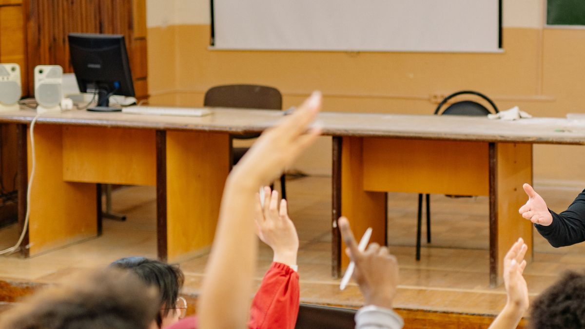 QS World University Rankings by Subject: इंजीनियरिंग एंड टेक्नोलॉजी में ये 5 IIT दुनिया के टॉप 100 में शामिल