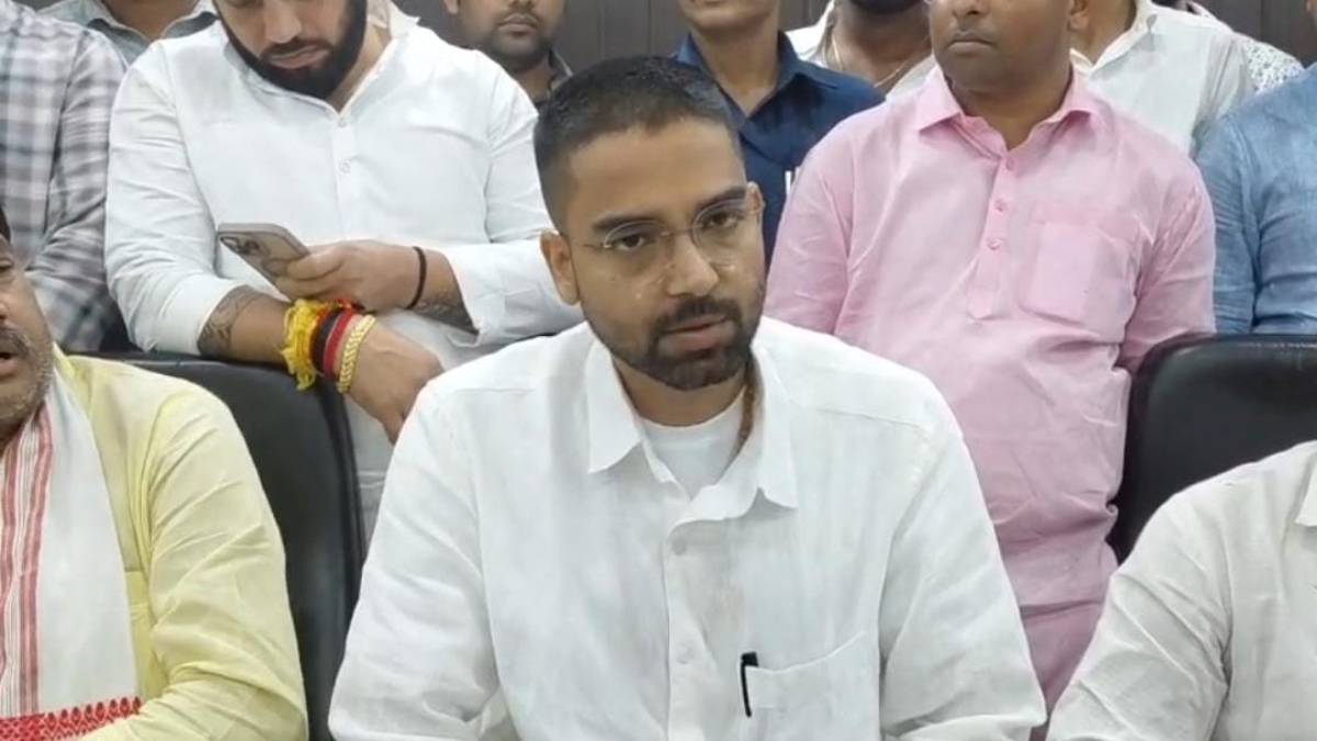 बिहार का अगला CM कौन होगा? नीतीश के मंत्री बोले, “थोड़ा इंतज़ार का मजा लीजिए!”