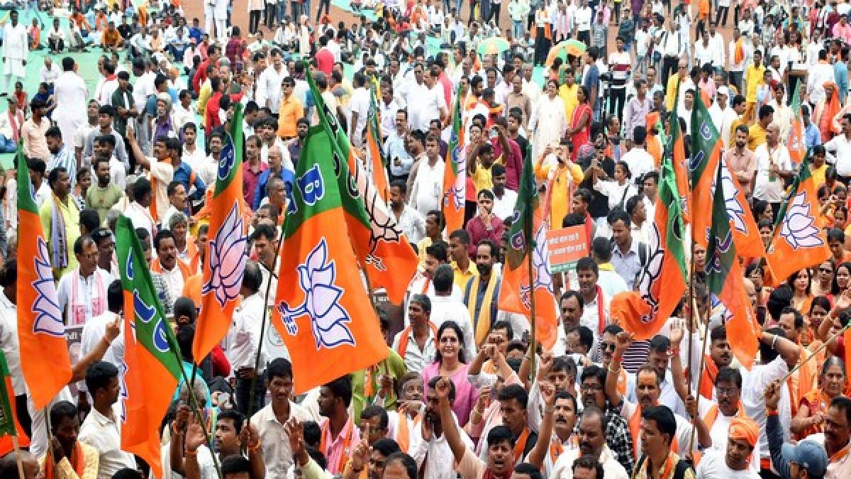 बंगाल चुनाव के लिए बीजेपी ने जारी की 19 उम्मीदवारों की तीसरी लिस्ट, आरजी कर रेप पीड़िता की मां को मिला टिकट