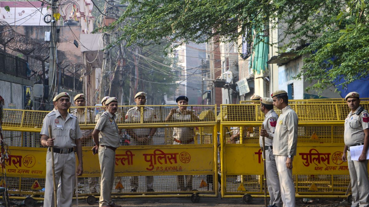 दिल्ली के दयालपुर में 16 साल के लड़के की चाकू मारकर हत्या, तीन नाबालिग पकड़े गए