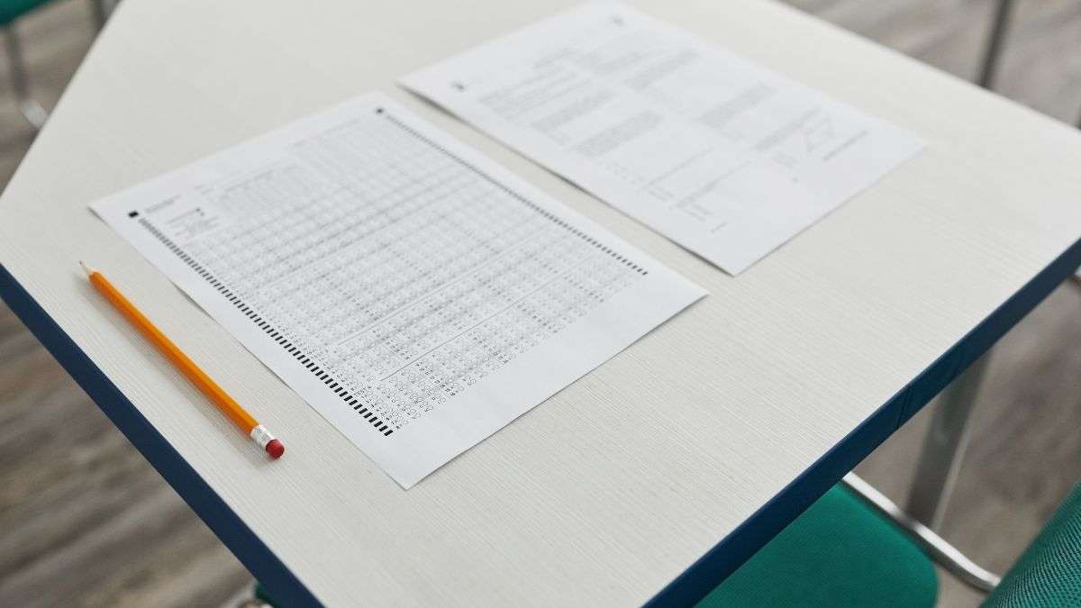 मिडिल ईस्ट में सीबीएसई बोर्ड एग्जाम कैंसिल का दावा करने वाला सर्कुलर वायरल, CBSE ने बताई सच्चाई