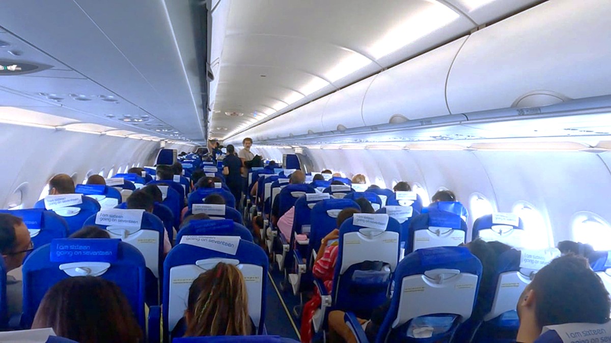 मिडिल ईस्ट में जारी टेंशन से इंटरनेशनल फ्लाइट्स आज भी हो सकती हैं कैंसिल या रीशेड्यूल, एडवाइजरी जारी, जानें अपडेट