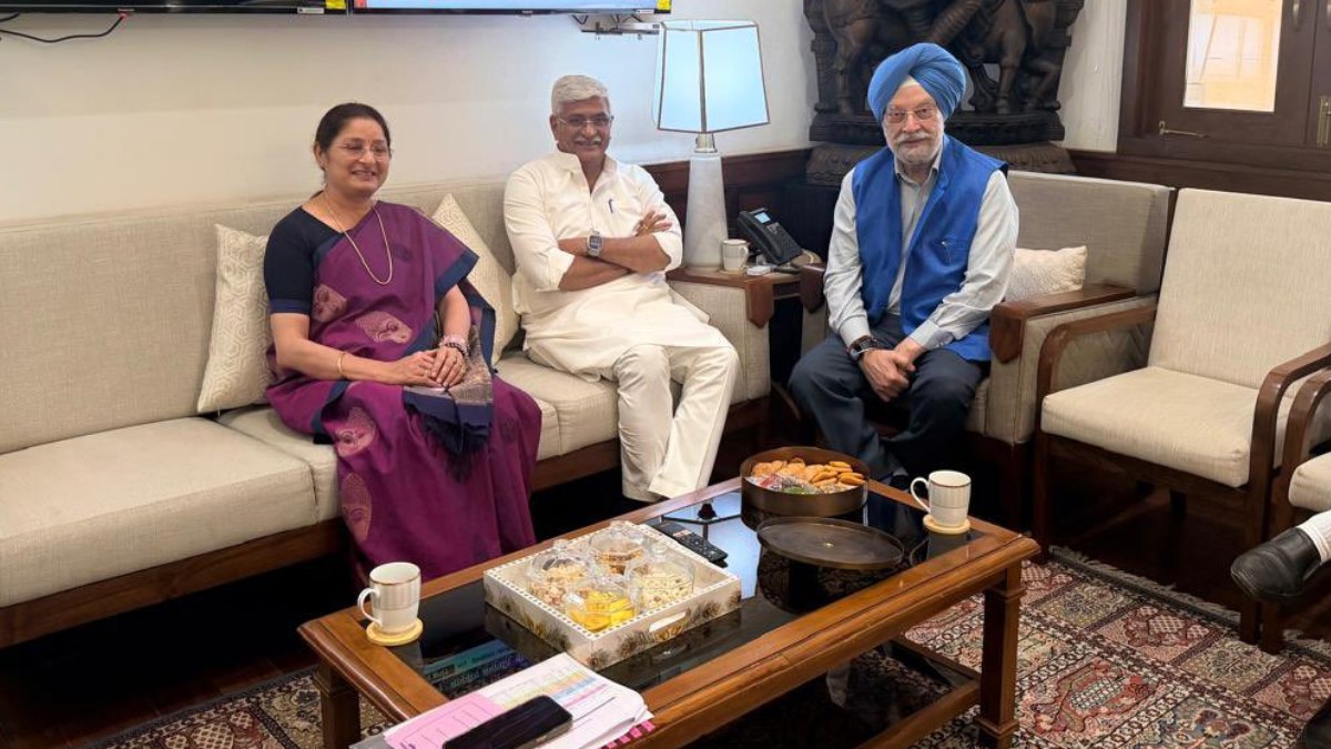 व्यवसायों को राहत देगी सरकार, 20 प्रतिशत गैस उपलब्ध कराई जाएगी, केंद्रीय मंत्री गजेन्द्र सिंह शेखावत का ऐलान