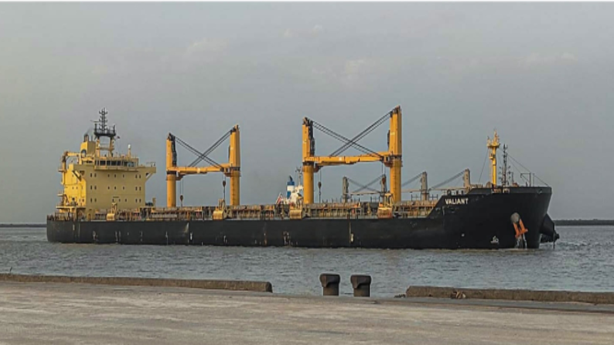 'भारत दोस्त है', ईरान के राजदूत ने होर्मुज स्ट्रेट से इंडिया के जहाजों को सुरक्षित रास्ता देने की बात कही, जानें