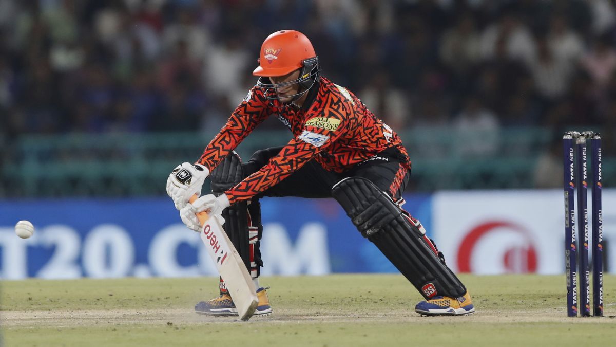 अभिषेक शर्मा ने मचाया बल्ले से तहलका, प्रैक्टिस मैच में खेली 94 रन की, ईशान किशन का बल्ला रहा खामोश