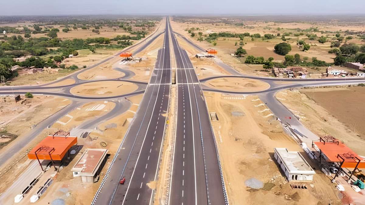 नोएडा एयरपोर्ट से गंगा एक्सप्रेसवे तक सफर होगा आसान! YEIDA ने खरीदी 93 हेक्टेयर जमीन, प्रोजेक्ट ने पकड़ी रफ्तार